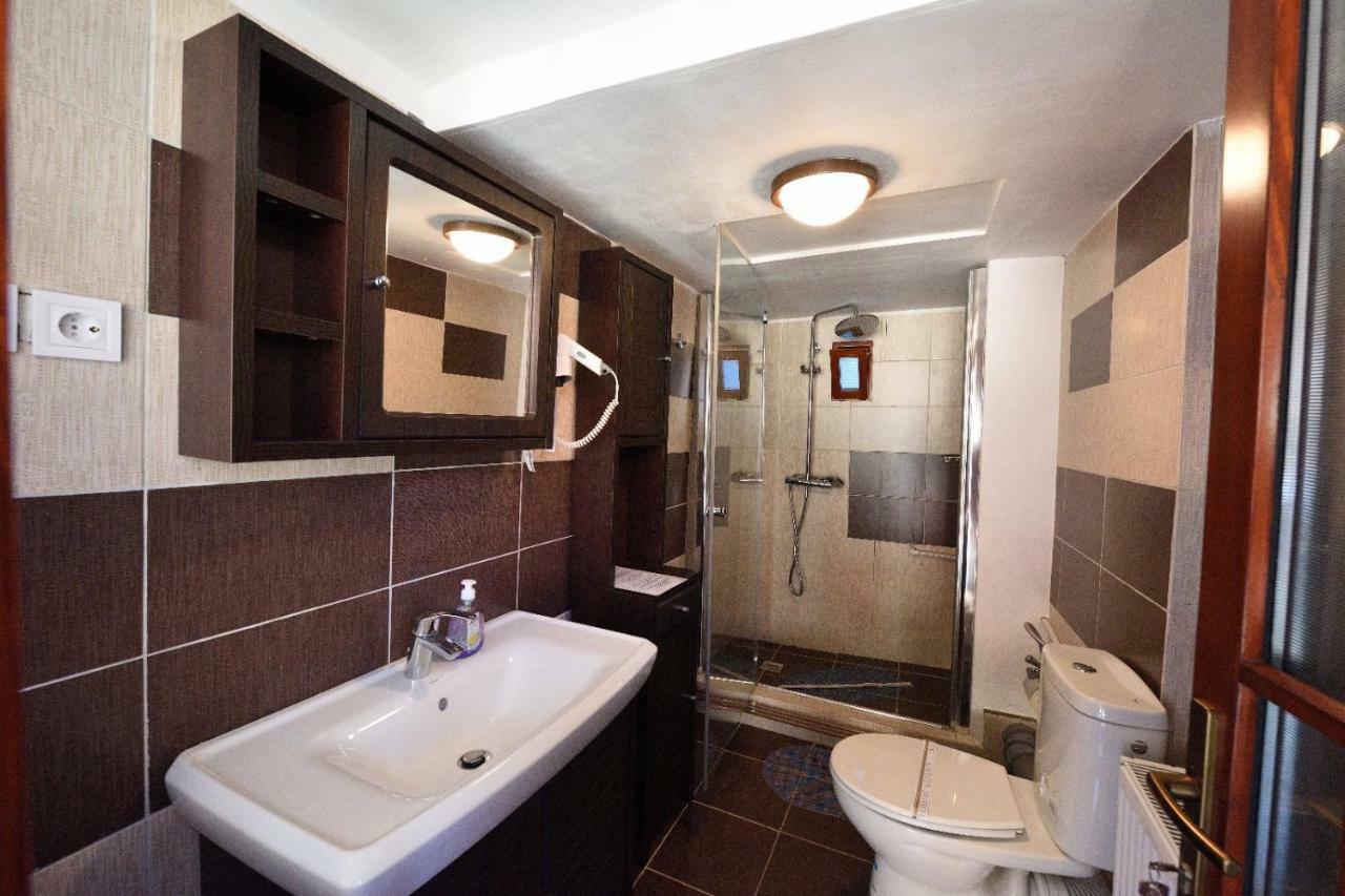 Casa Optim Hotel Calimanesti Ngoại thất bức ảnh